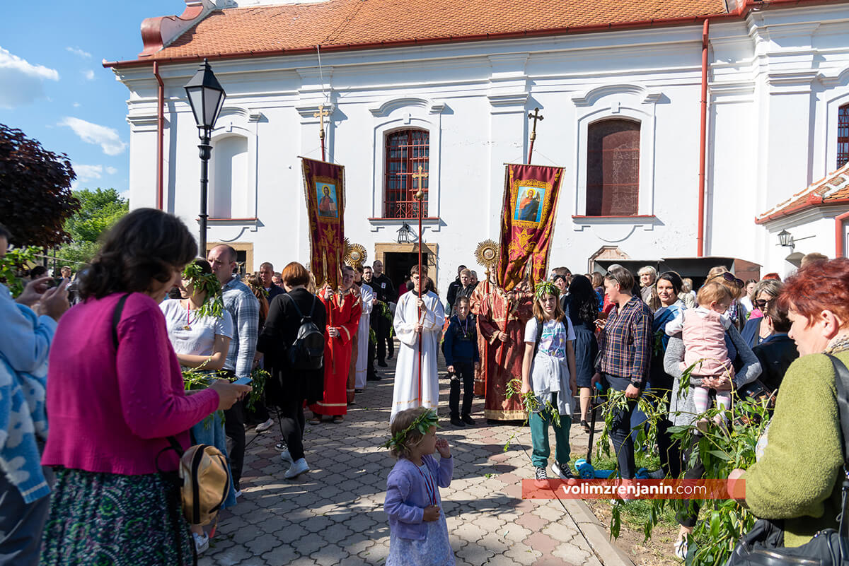 Nam libero tempore cum soluta nobis - Enfance & éducation